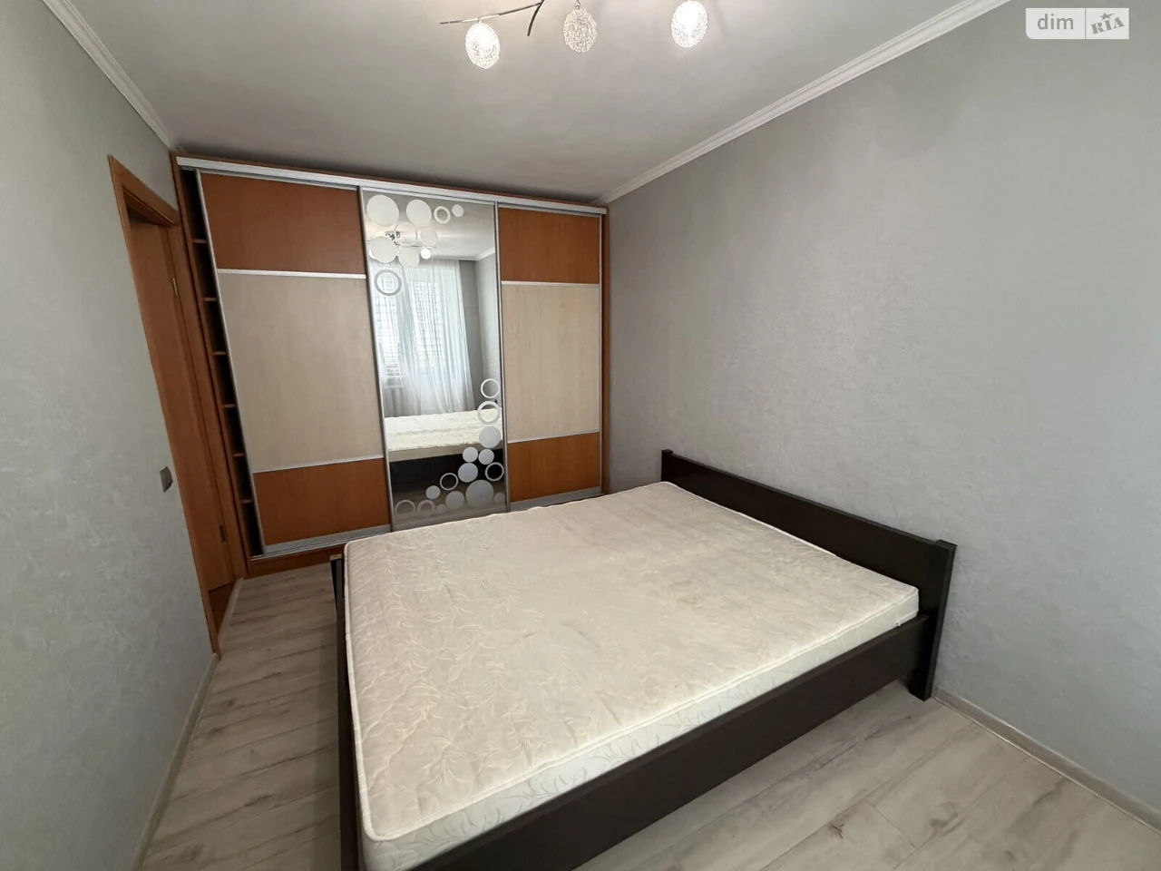 Продаж Квартира Озерна
