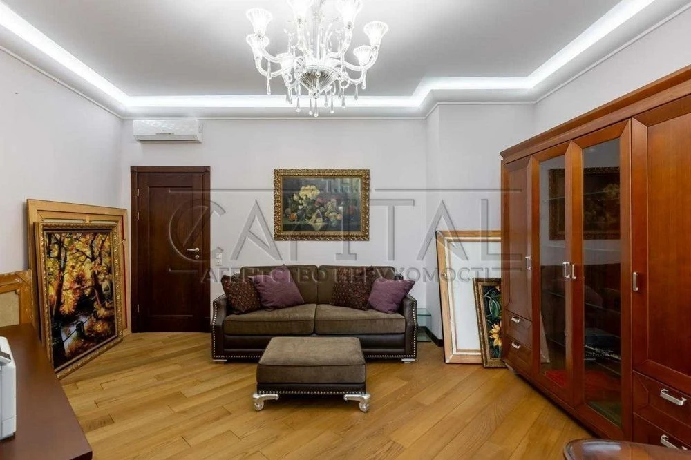 Apartment for sale, Prestige Hall residential complex, Tyutyunnika St., Pechersk