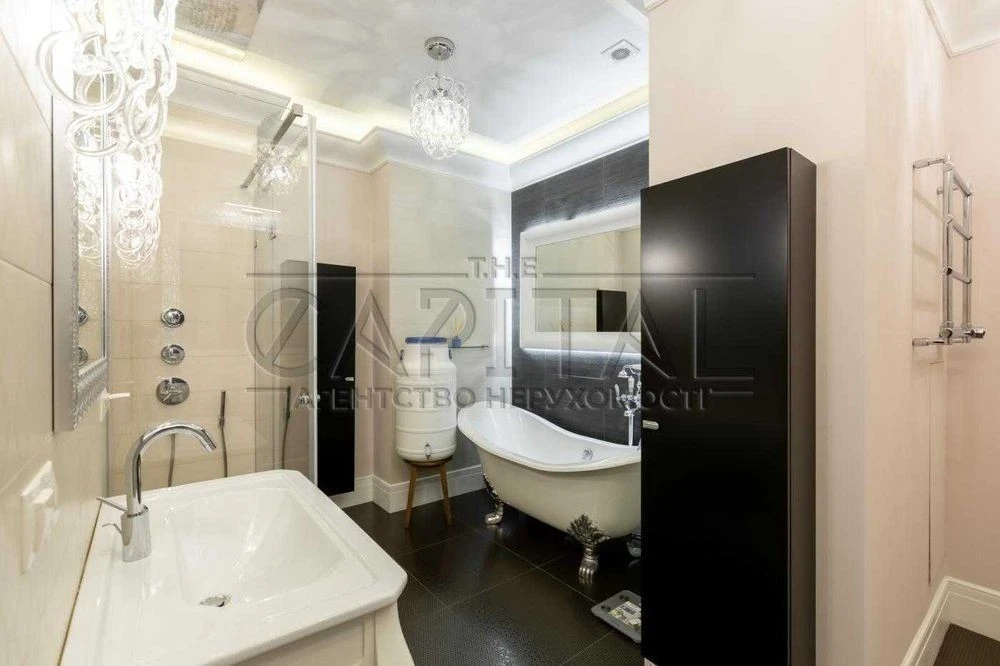 Apartment for sale, Prestige Hall residential complex, Tyutyunnika St., Pechersk