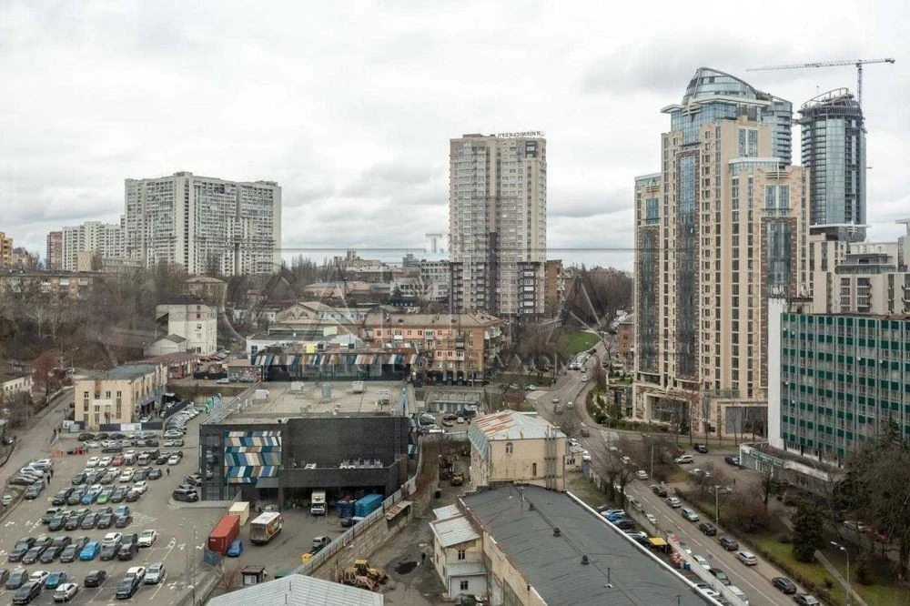 Apartment for sale, Prestige Hall residential complex, Tyutyunnika St., Pechersk