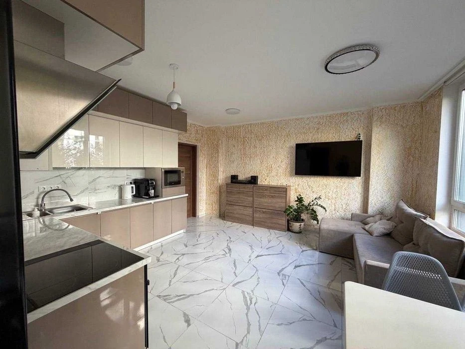 Продаж 2 кім квартири, ЖК Файна Таун, Салютна 2/6