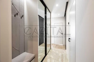 Продаж квартири з коморою 7.2м2 ЖК Славутич, метро Славутич,