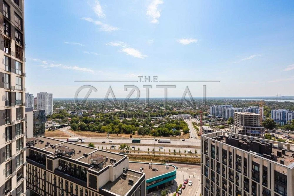 Продаж квартири з коморою 7.2м2 ЖК Славутич, метро Славутич,