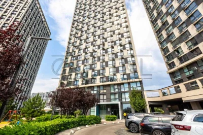 Продаж квартири з коморою 7.2м2 ЖК Славутич, метро Славутич,