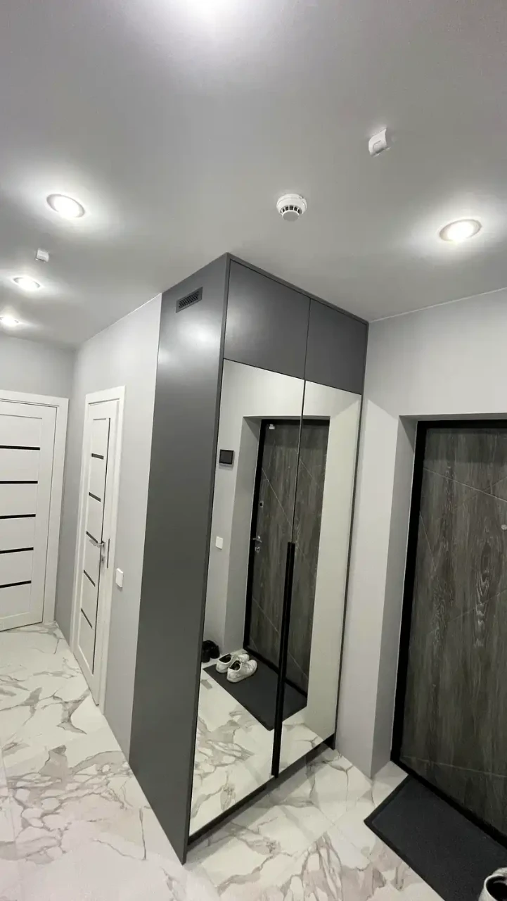 Продажа квартиры 2-комн. 56 м² 2/16 эт.