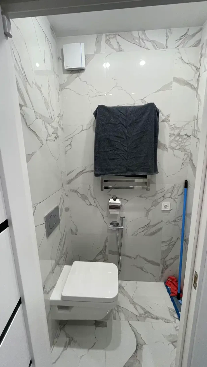 Продажа квартиры 2-комн. 56 м² 2/16 эт.