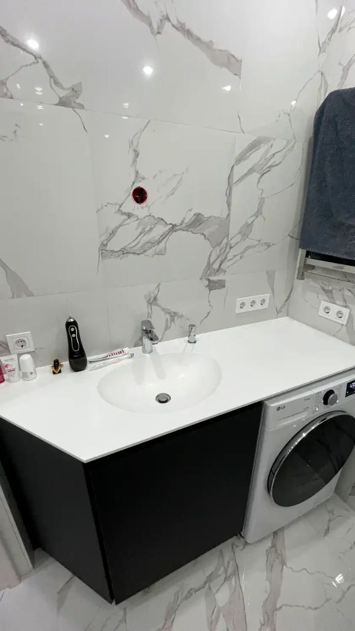 Продажа квартиры 2-комн. 56 м² 2/16 эт.