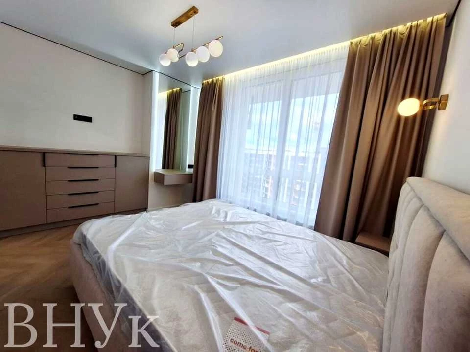 Квартира. Івано-Франківськ, Юліана Пелеша вул., 3,  к