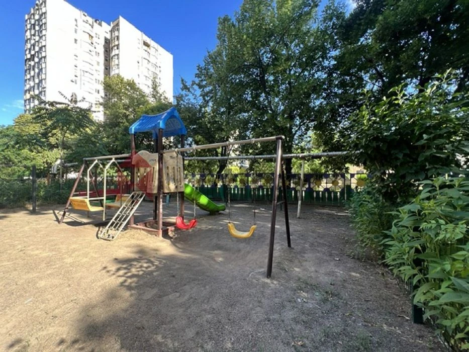 1 комнатная квартира, Южный рынок, Таирово, лоджия.