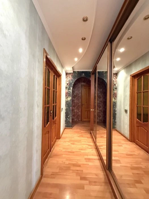 3-х ком. кв-ра на  Королева / Спецпроэкт. / 65 кв.м - 67000