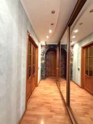 3-х ком. кв-ра на  Королева / Спецпроэкт. / 65 кв.м - 67000