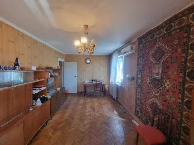 2,5 % комісія продам 2 кім квартиру вул Шалімова 29