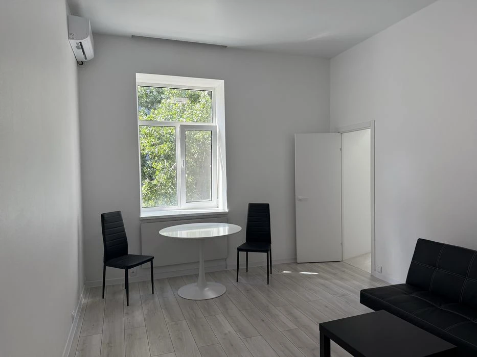 Продам 2к квартиру с ремонтом, центр