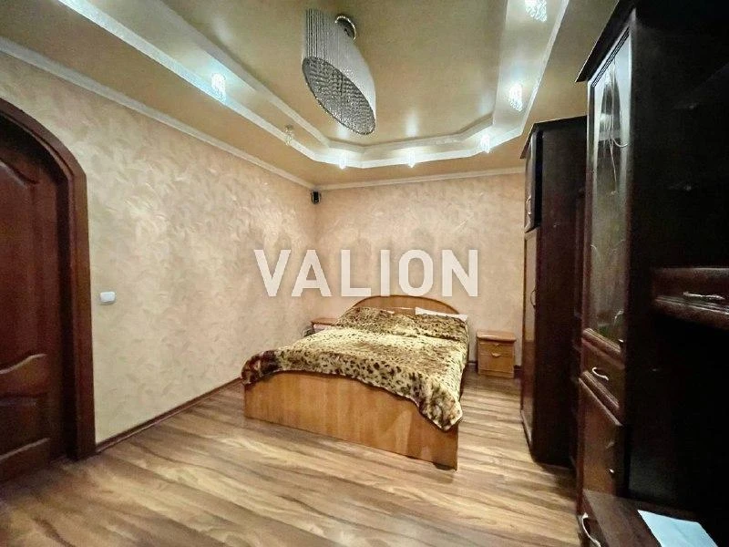 Продаж 3-к квартири вул. Радунська 9