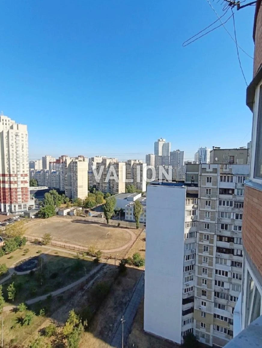 Продаж 4-к квартири вул. Срібнокільська 14а. м.Позняки