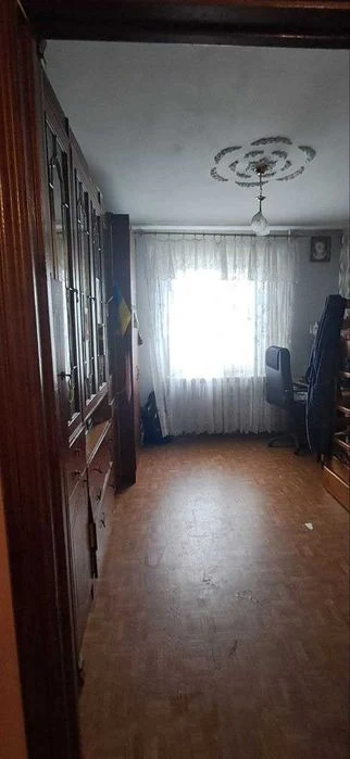 le Срочно !Продам 2-х комн. 49м2 у газовому будинку на Таїро