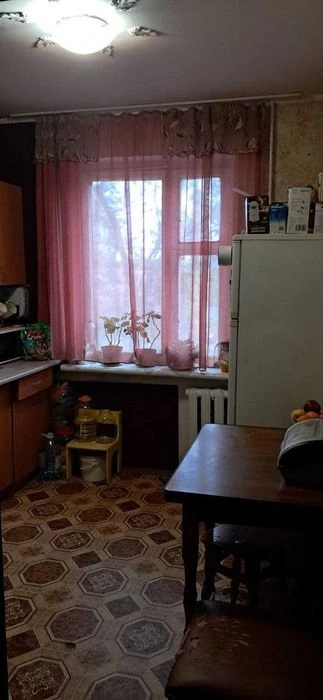 le Срочно !Продам 2-х комн. 49м2 у газовому будинку на Таїро