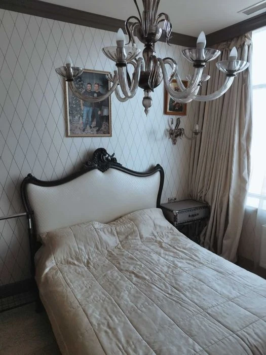 Продам квартиру в ЖК "Славия". Авторский ремонт.