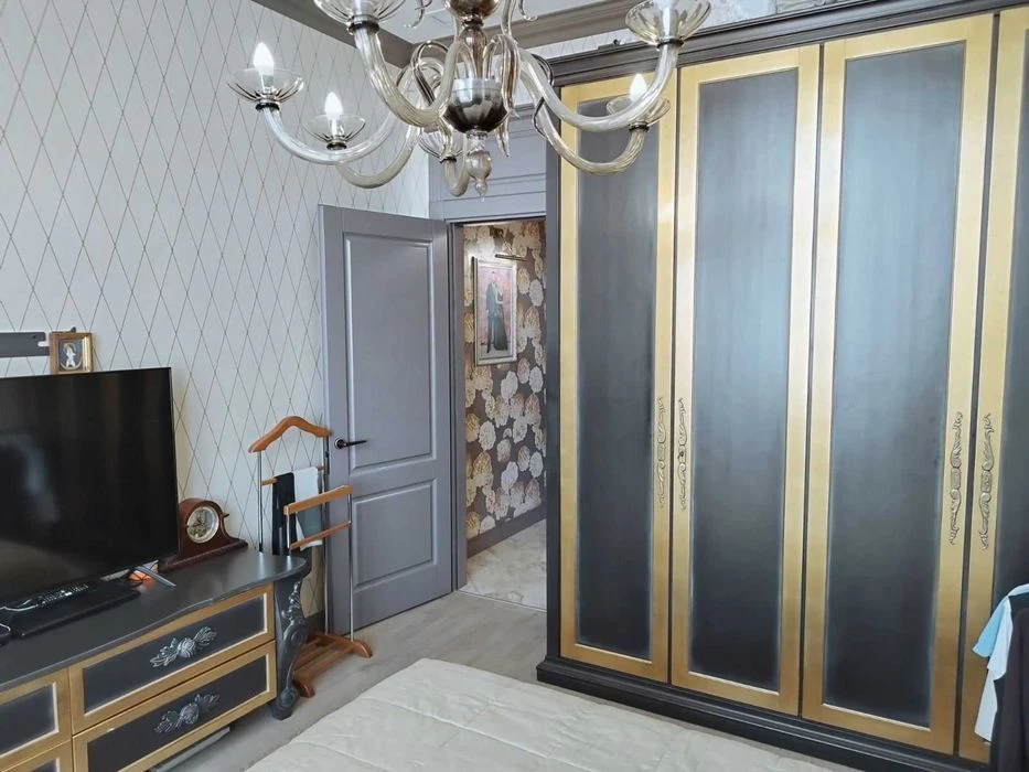 Продам квартиру в ЖК "Славия". Авторский ремонт.