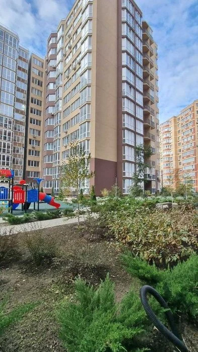 2 кімнатна квартира на Котовського