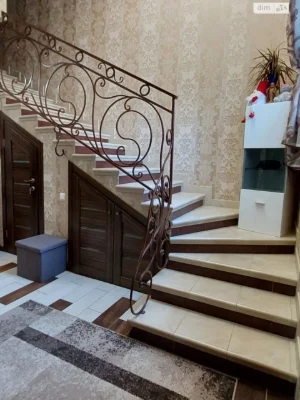 Long-term rental Townhouse Kyivskyi
