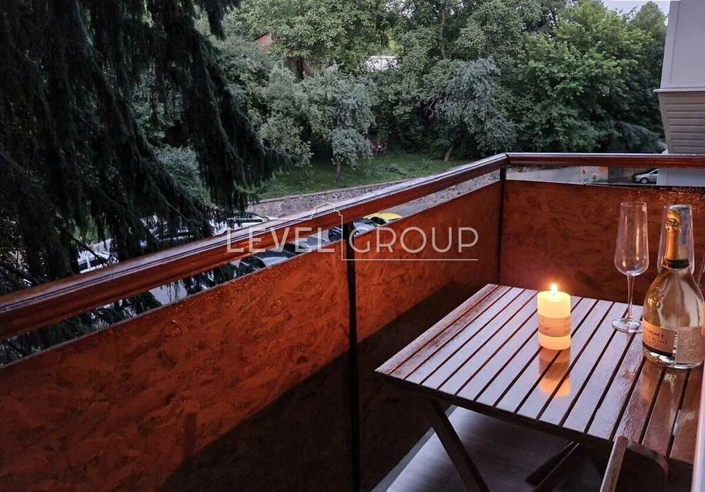 Продаж 2-кімнатної квартири з ремонтом  вул. Петра Радченка,