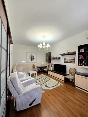 3-room apartment for sale 94 m², Heroes of Stalingrad Avenue.
