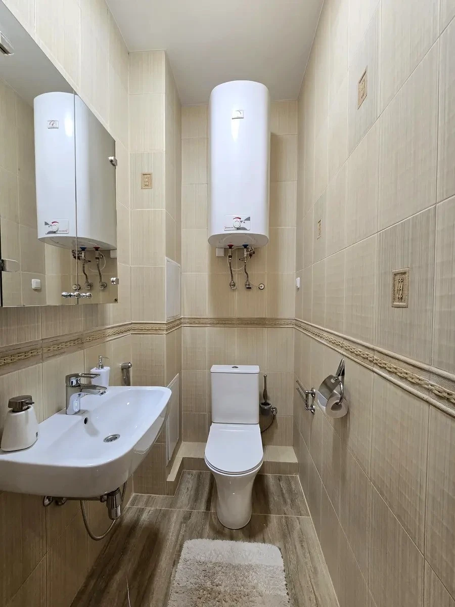 3-room apartment for sale 94 m², Heroes of Stalingrad Avenue.