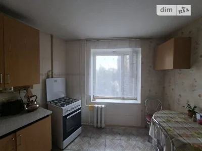 Здам в оренду кімнату на вул. Симиренка 5, кв. 303 довгостро