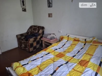 Здам в оренду кімнату на вул. Космонавта Поповича 12А довгос