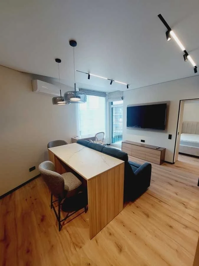 Оренда 1-кімнатної квартири 43 м², Сім'ї Костюків вул., Кост