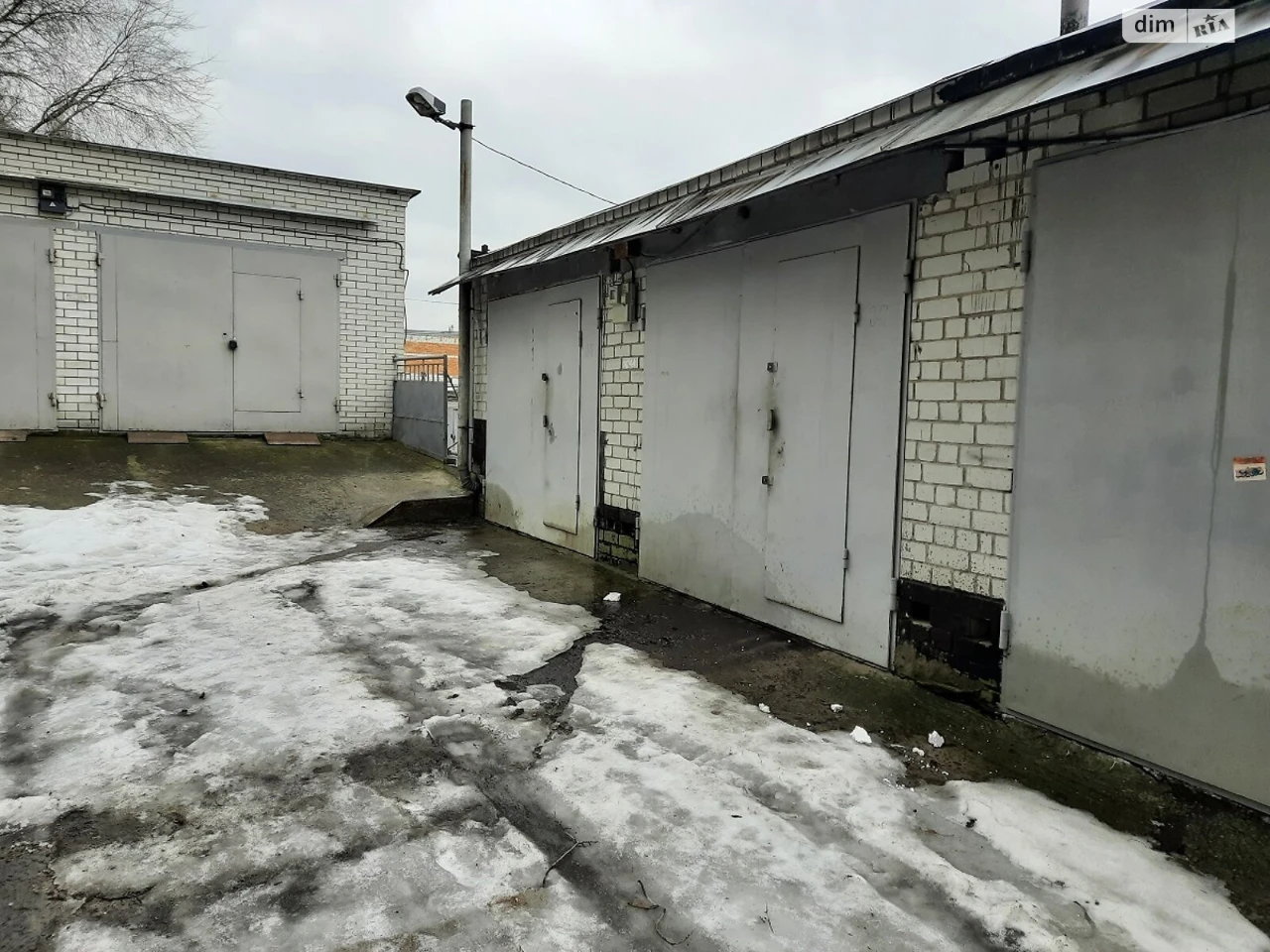 Продаж Місце в гаражному кооперативі Чорна Гора