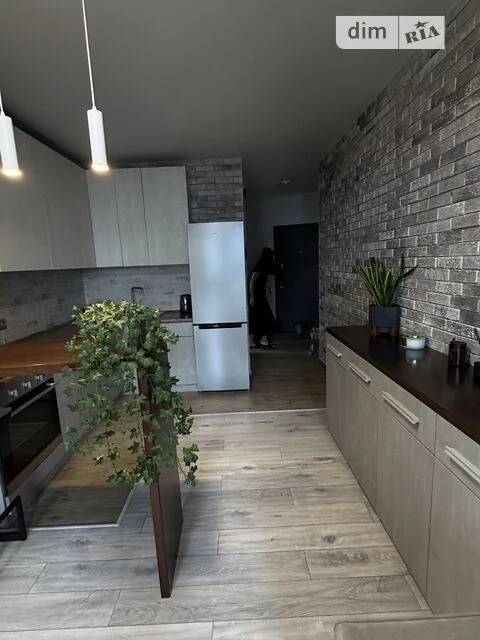Продаж 1к квартири 38 кв. м на вул. Центральна 21 • ID 34783