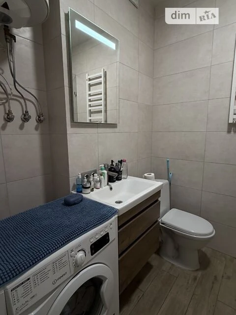 Продаж 1к квартири 38 кв. м на вул. Центральна 21 • ID 34783