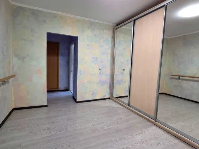 Квартира. Київ, Ревуцького вул.