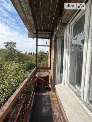 Продаж 2к квартири 32.2 кв. м на вул. Байди-Вишневецького 31
