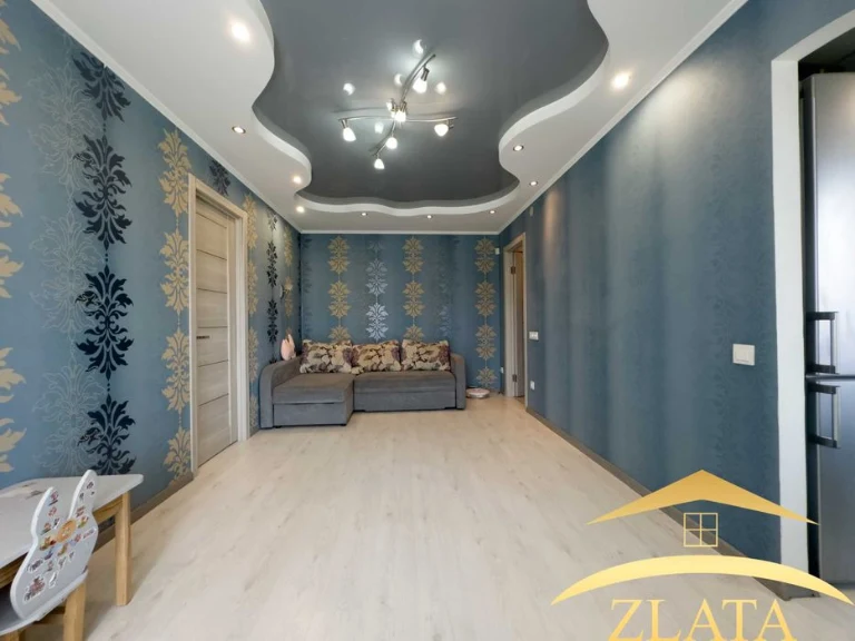 Продажа 2-к квартиры на 6 больнице.