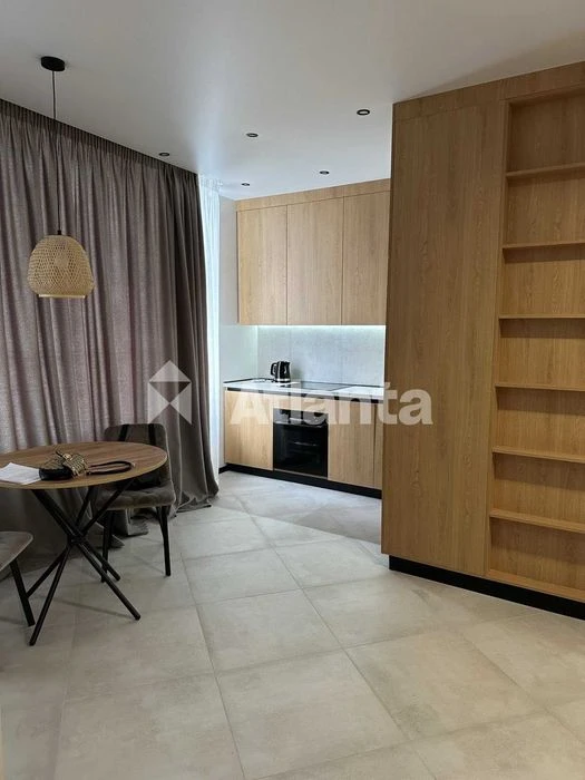 Продам 1-кімнатну з дизайнерським ремонтом 49 м2 ЖК 32 Перли