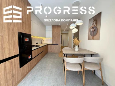 Квартира. Івано-Франківськ, Княгинин вул., (Будинок 13)