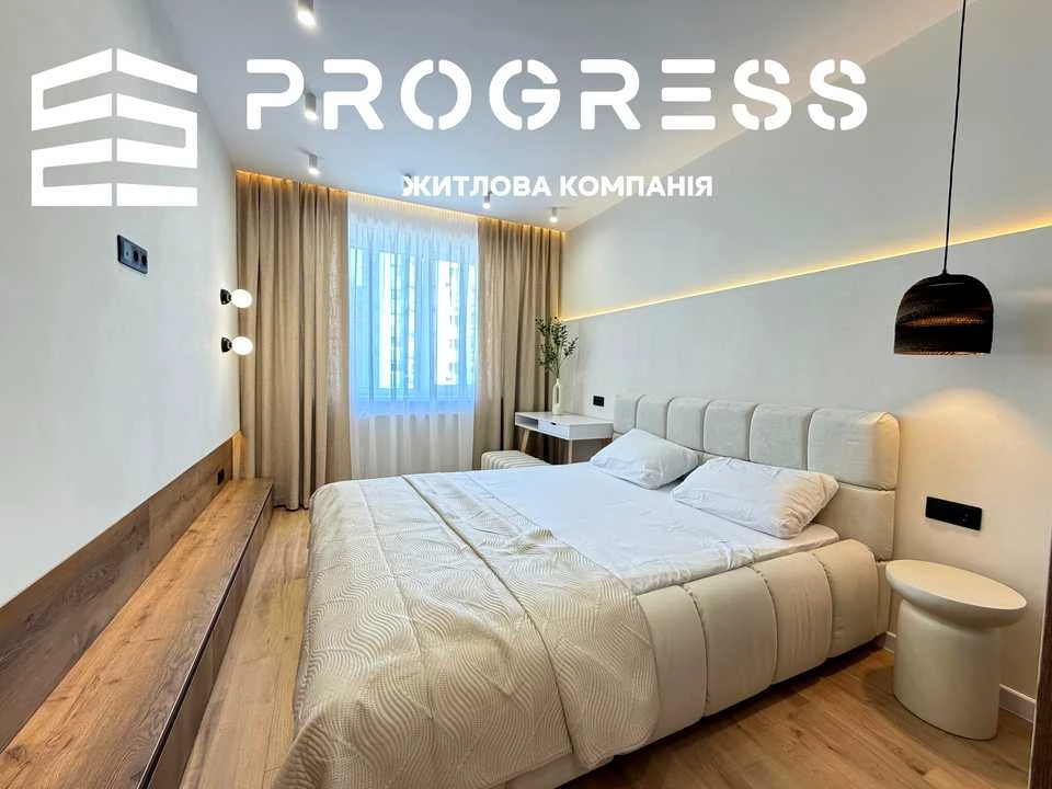 Квартира. Івано-Франківськ, Княгинин вул., (Будинок 13)