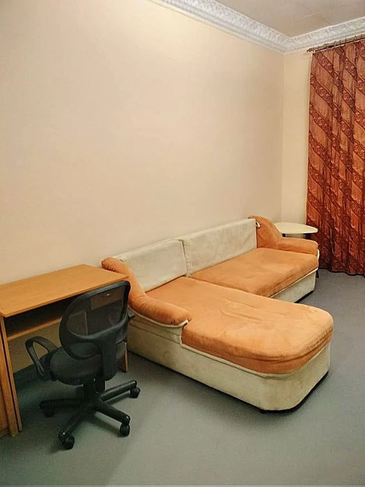 2 комн.кв.сталинка 1/5 Независимой Украины 22500у.е.