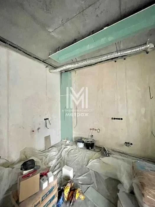 4-room apartment for sale in the Shatilovka Center Residence residential complex.