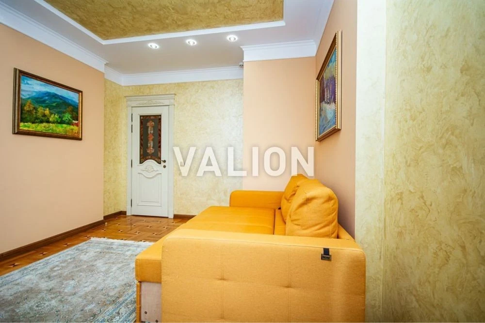 No % 3-room apartment for sale, Solomyanska St. 20V, Sol