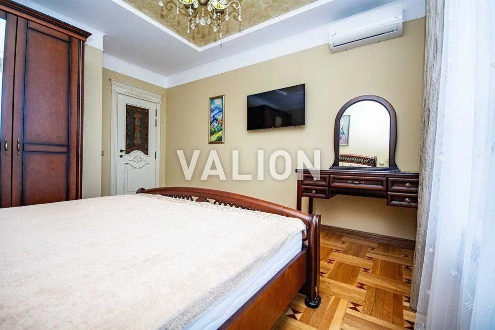 No % 3-room apartment for sale, Solomyanska St. 20V, Sol