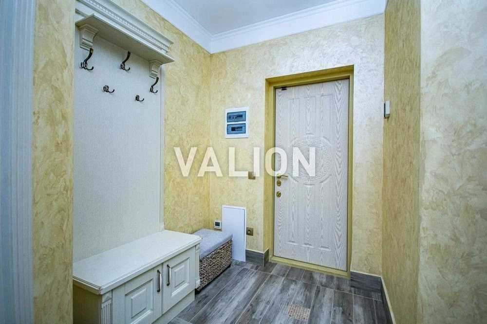 No % 3-room apartment for sale, Solomyanska St. 20V, Sol