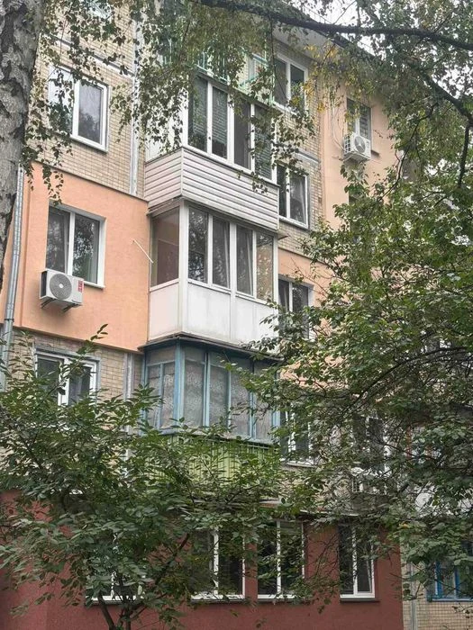 2х кімнатна квартира у Солом'янському районі Києва