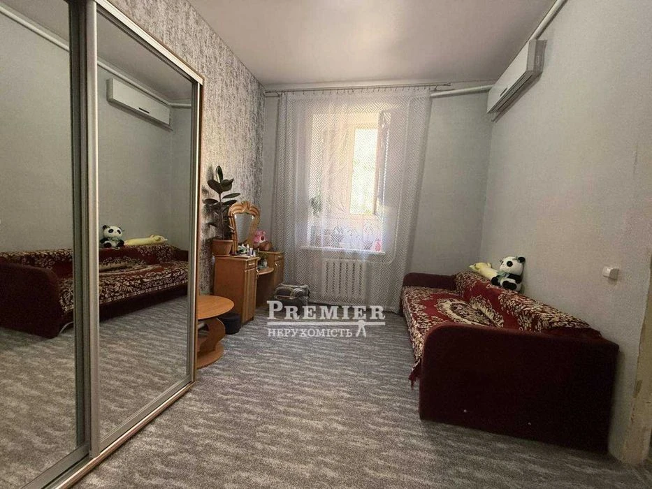 3-кімнатна квартира з якісним сучасним ремонтом 68 кв.м Цент
