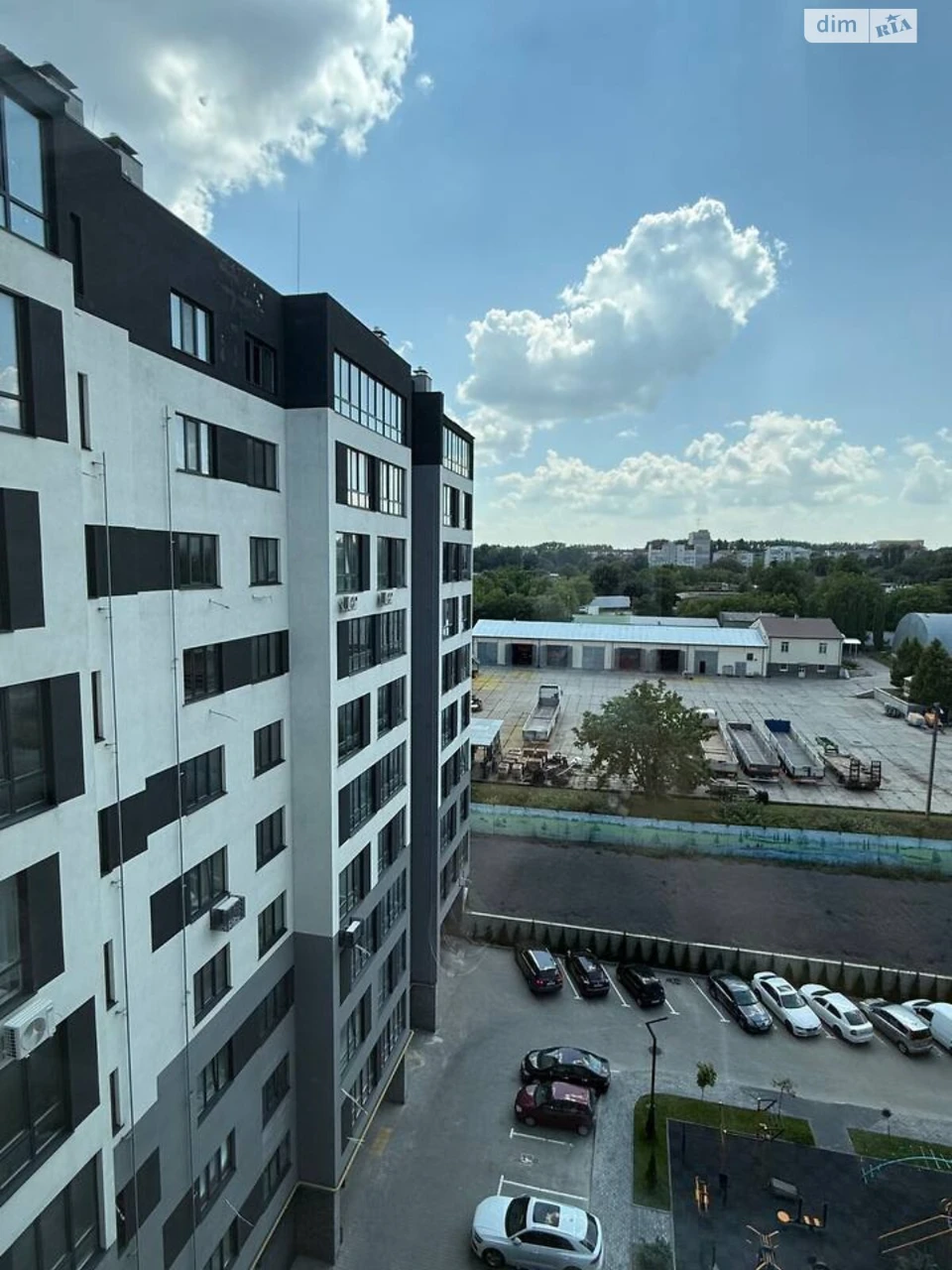 Продаж Квартира Виставка
