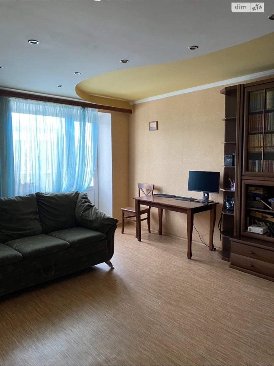 Продаж Квартира Зарічний