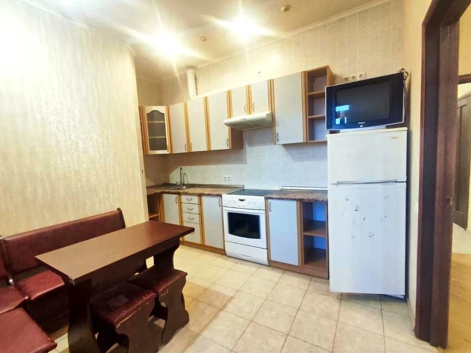 Квартира. Київ, Градинська вул.